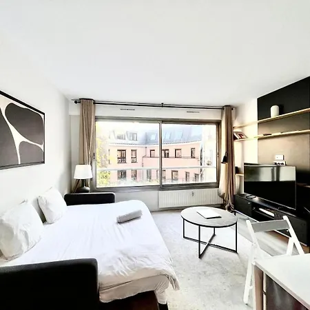 Le Gentleman - Design & Lumineux - Business Apartment